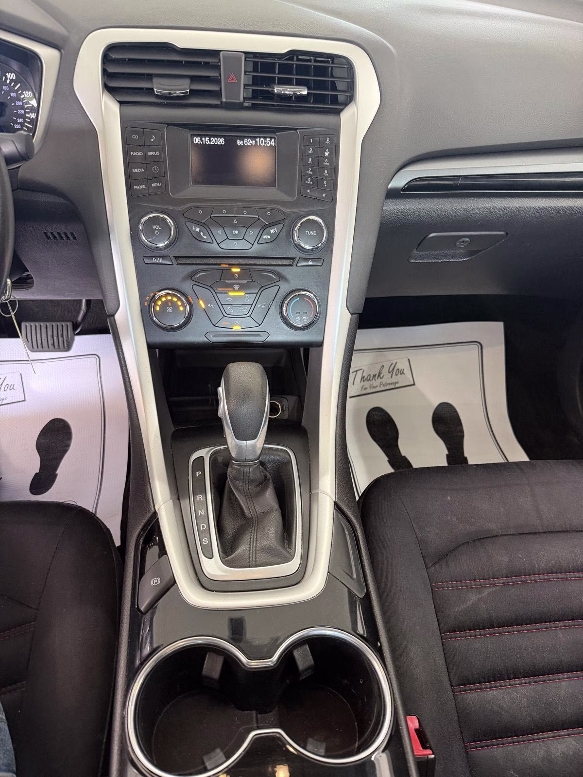 2014 Ingot Silver Metallic Ford Fusion SE FWD Sedan