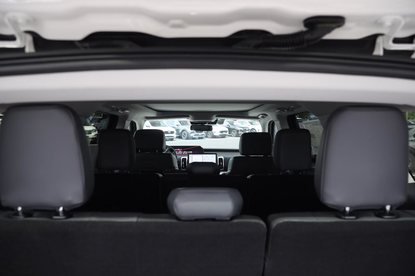 2026 Star White Metallic Tri-Coat Ford Expedition Active 4X4 SUV