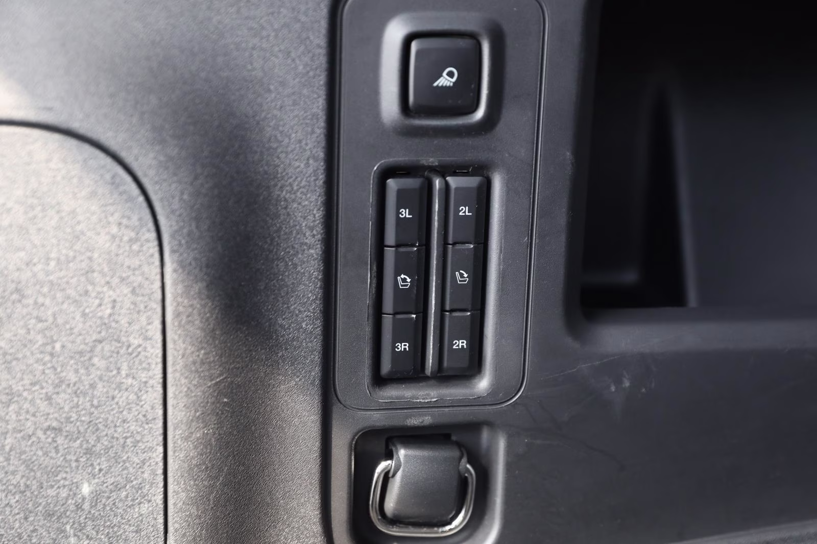 2025 Oxford White Ford Expedition Active 4X4 SUV
