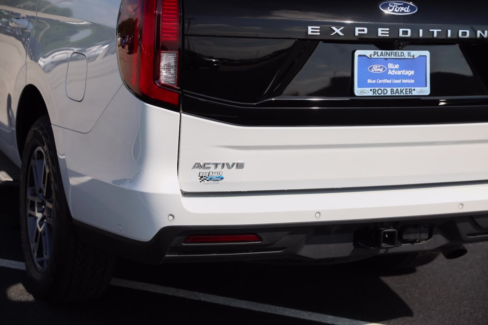 2025 Oxford White Ford Expedition Active 4X4 SUV