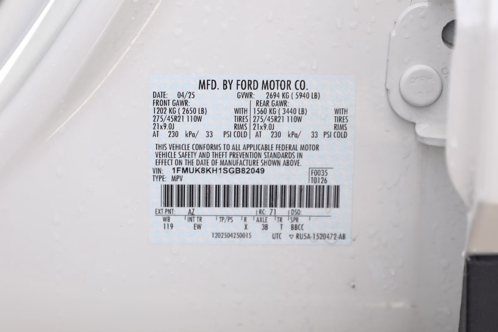 2025 Star White Metallic Tri-Coat Ford Explorer ST-Line 4X4 SUV