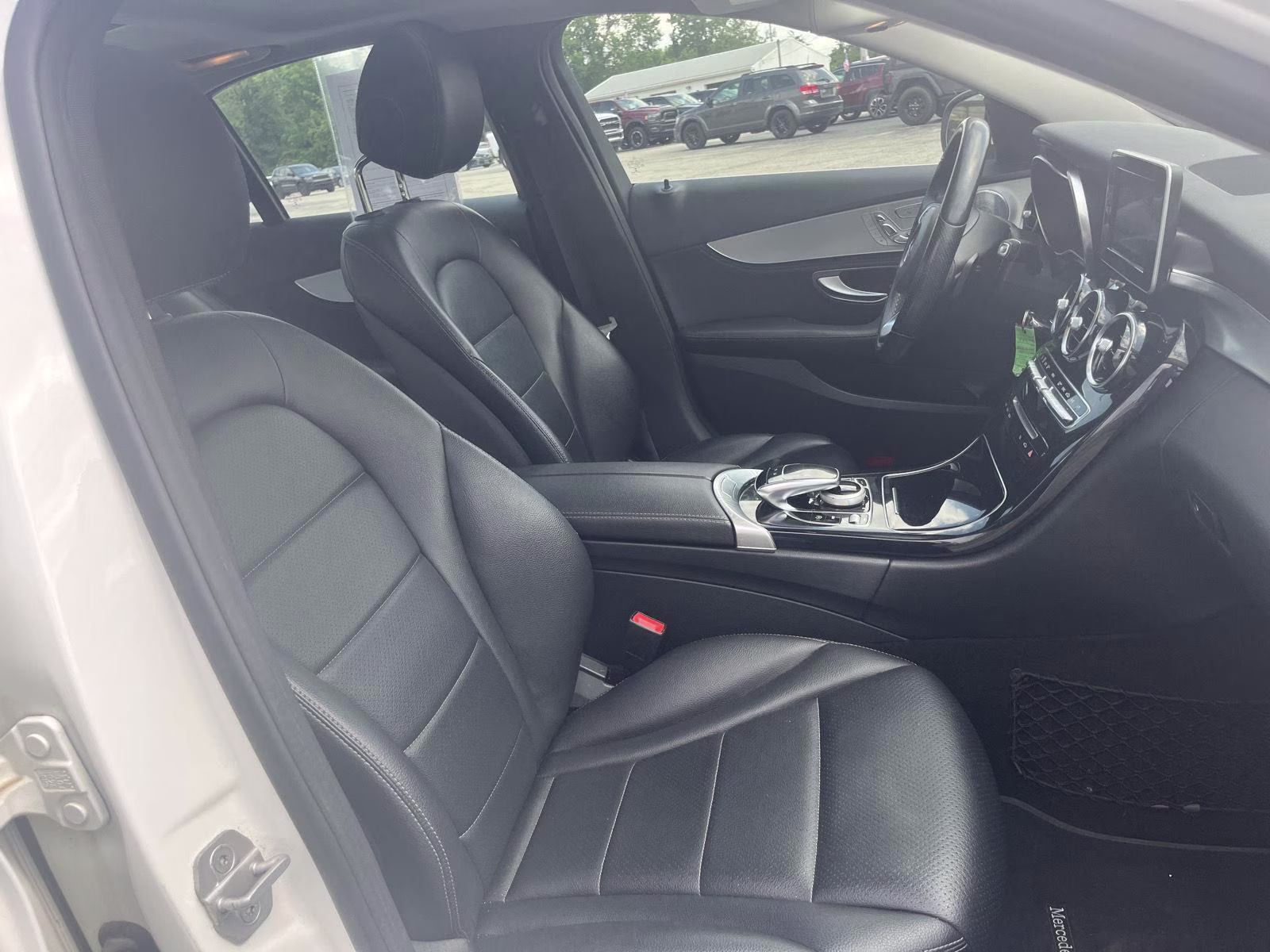 2015 Polar White Mercedes-Benz C-Class C 300 AWD Sedan