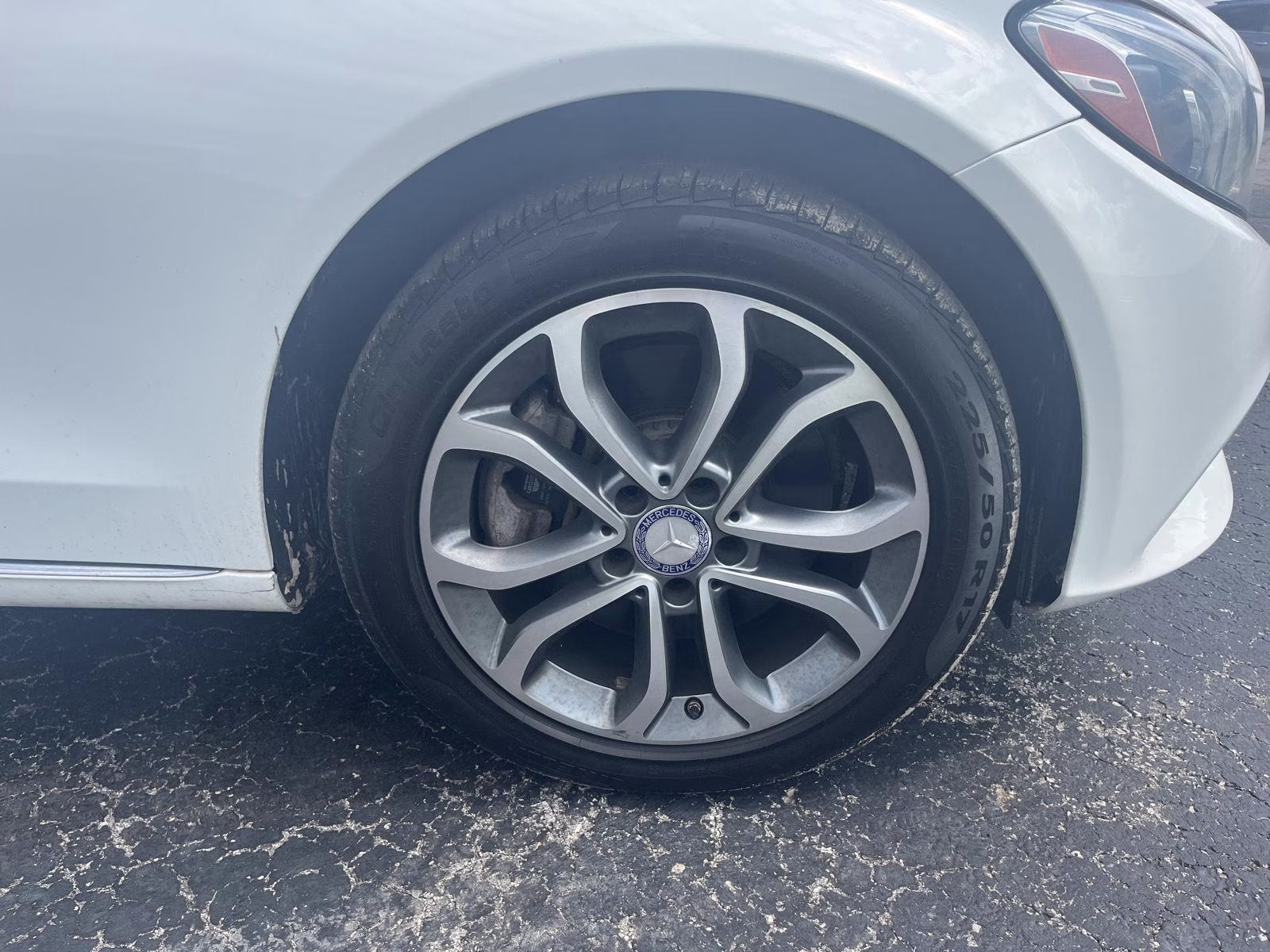 2015 Polar White Mercedes-Benz C-Class C 300 AWD Sedan