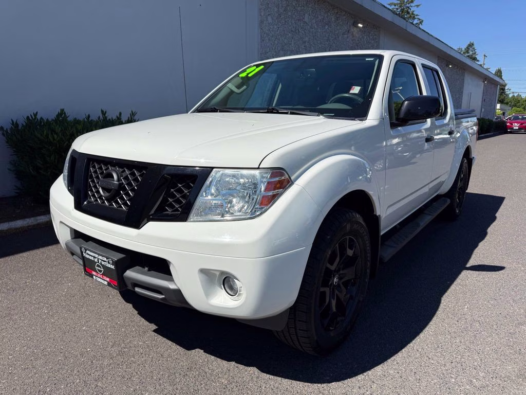 2021 Glacier White Nissan Frontier SV 4X4 Truck