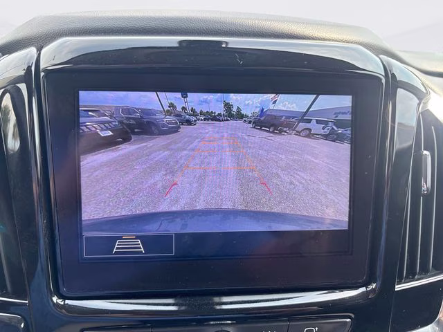 2021 Steel Metallic Chevrolet Traverse LT AWD SUV