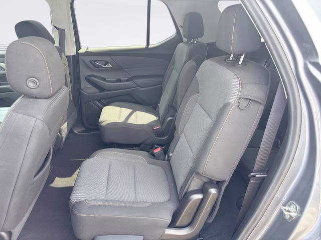 2021 Steel Metallic Chevrolet Traverse LT AWD SUV