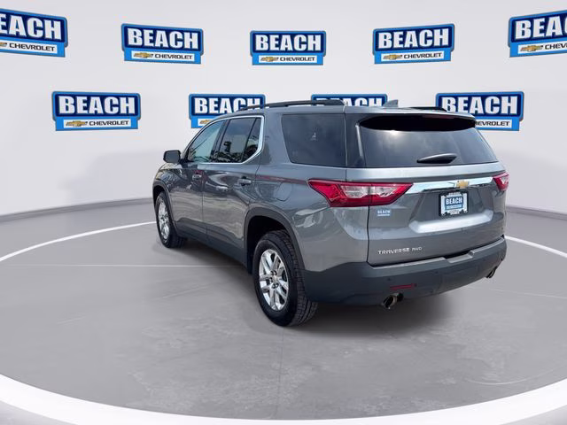 2021 Steel Metallic Chevrolet Traverse LT AWD SUV
