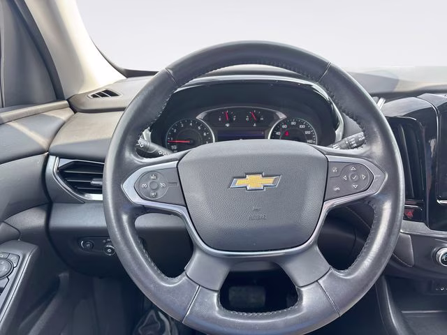2021 Steel Metallic Chevrolet Traverse LT AWD SUV