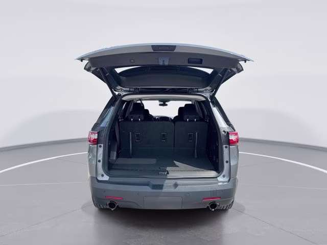 2021 Steel Metallic Chevrolet Traverse LT AWD SUV