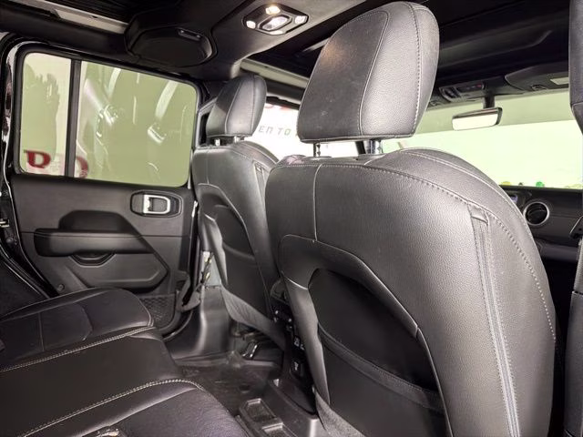 2020 Black Clearcoat Jeep Wrangler Unlimited Sahara 4X4 SUV