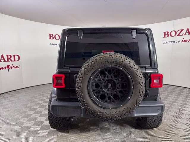 2020 Black Clearcoat Jeep Wrangler Unlimited Sahara 4X4 SUV