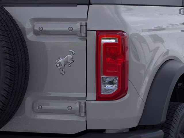 2026 Avalanche Gray Ford Bronco Base 4X4 SUV