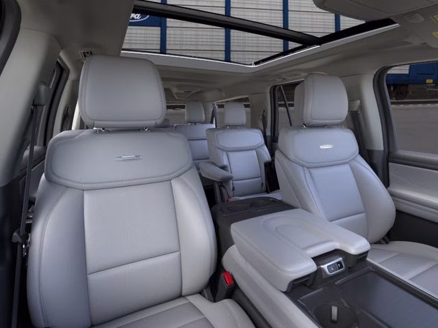 2026 Star White Metallic Tri-Coat Ford Expedition Max Platinum 4X4 SUV