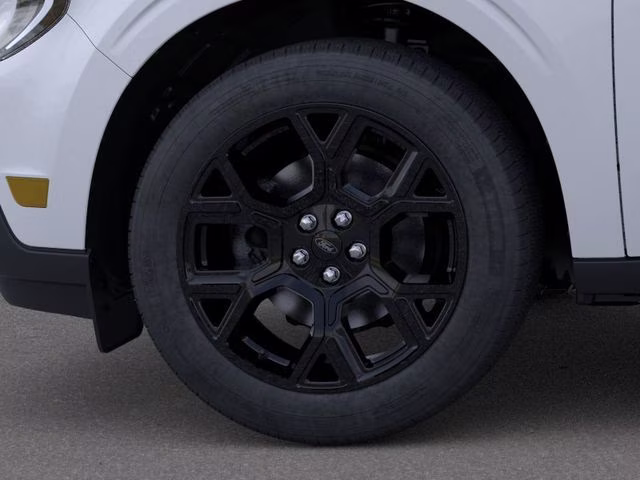2026 Space White Metallic Ford Maverick Lariat AWD Truck