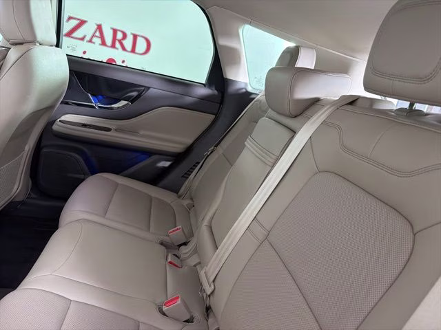 2023 Ceramic Pearl Metallic Tri-Coat Lincoln Corsair Reserve FWD SUV
