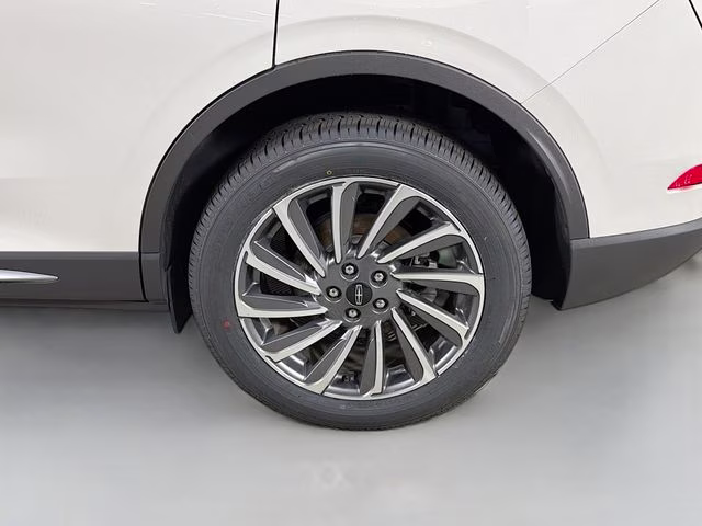 2023 Ceramic Pearl Metallic Tri-Coat Lincoln Corsair Reserve FWD SUV