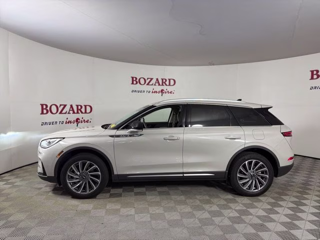 2023 Ceramic Pearl Metallic Tri-Coat Lincoln Corsair Reserve FWD SUV
