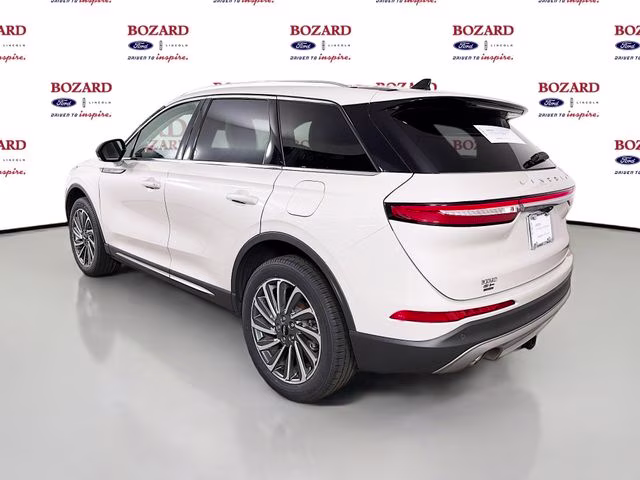 2023 Ceramic Pearl Metallic Tri-Coat Lincoln Corsair Reserve FWD SUV