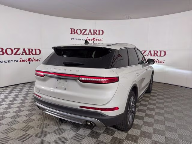 2023 Ceramic Pearl Metallic Tri-Coat Lincoln Corsair Reserve FWD SUV