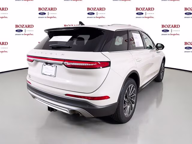 2023 Ceramic Pearl Metallic Tri-Coat Lincoln Corsair Reserve FWD SUV
