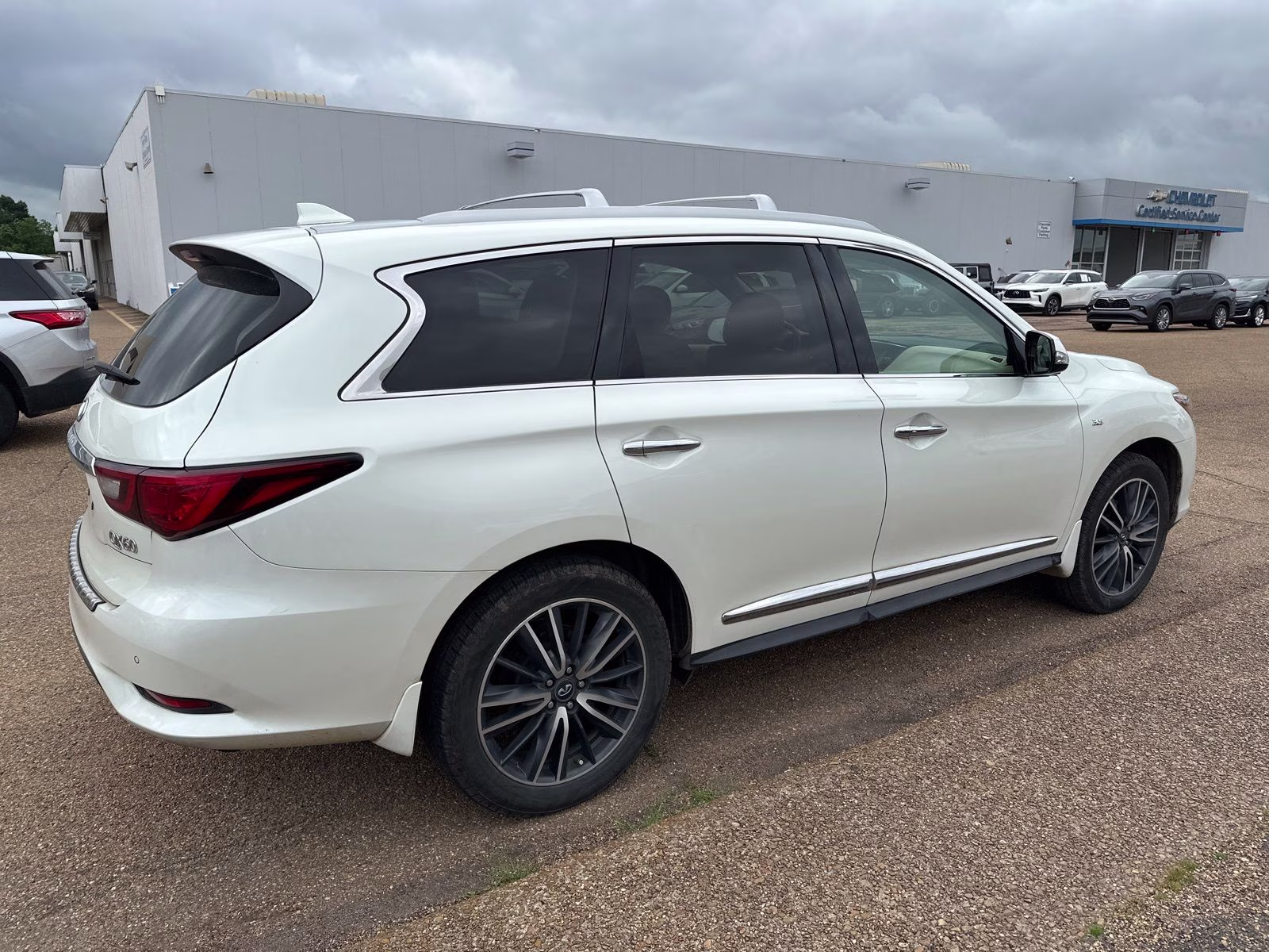 2020 Majestic INFINITI QX60 LUXE AWD SUV