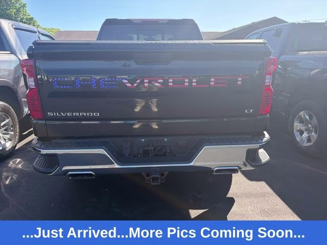 2019 Black Chevrolet Silverado 1500 LT 4X4 Truck