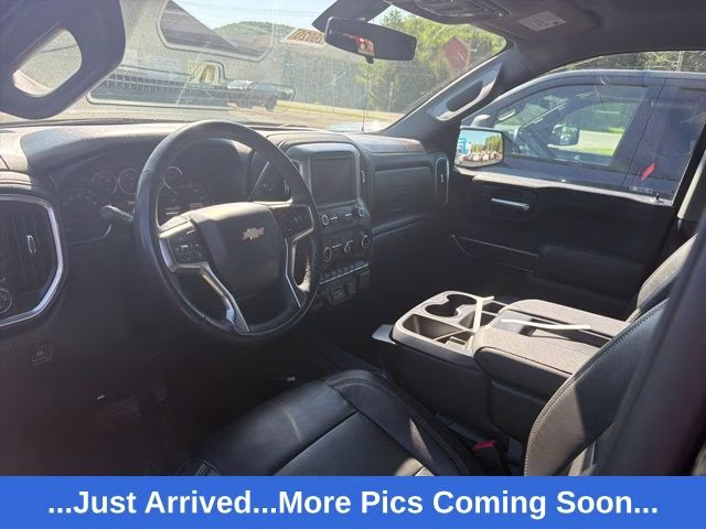 2019 Black Chevrolet Silverado 1500 LT 4X4 Truck
