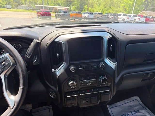 2019 Black Chevrolet Silverado 1500 LT 4X4 Truck