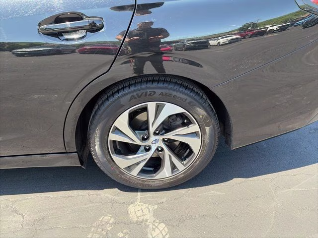 2023 Crystal Black Silica Subaru Legacy Premium AWD Sedan