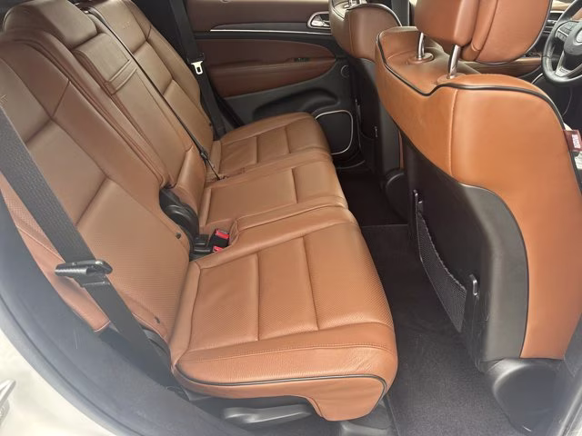 2016 Bright White Clearcoat Jeep Grand Cherokee Summit 4X4 SUV