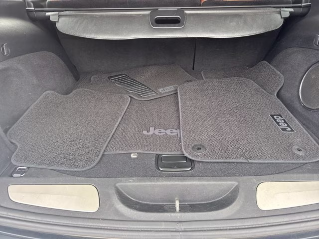 2016 Bright White Clearcoat Jeep Grand Cherokee Summit 4X4 SUV