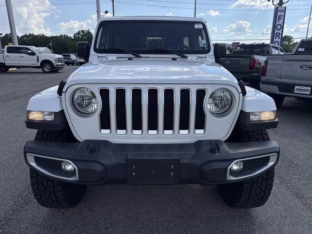 2019 Bright White Clearcoat Jeep Wrangler Unlimited Sahara 4X4 SUV