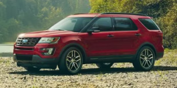 2017 White Ford Explorer XLT FWD SUV