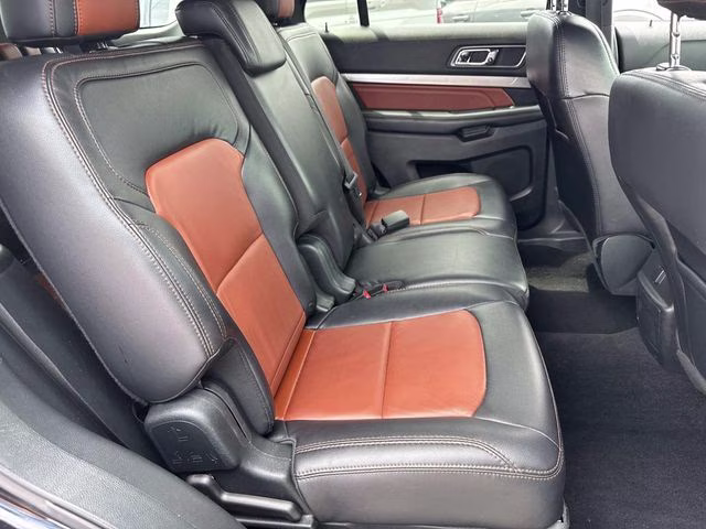 2019 Black Metallic Ford Explorer XLT FWD SUV