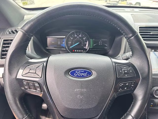 2019 Black Metallic Ford Explorer XLT FWD SUV