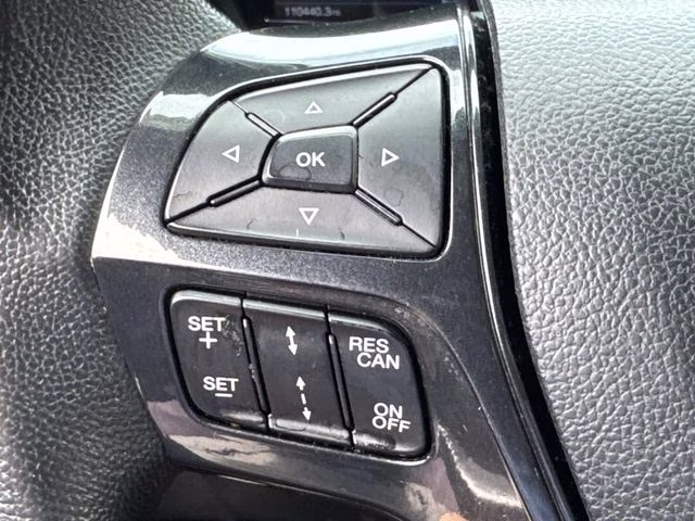 2019 Black Metallic Ford Explorer XLT FWD SUV