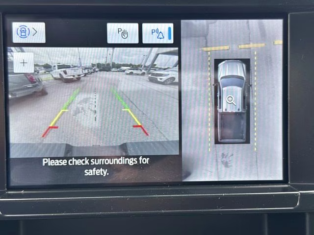 2023 Oxford White Ford Super Duty F-250 SRW XLT 4X4 Truck
