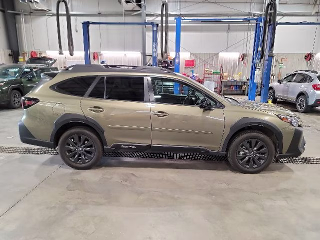 2023 Green Metallic Subaru Outback Onyx Edition AWD SUV