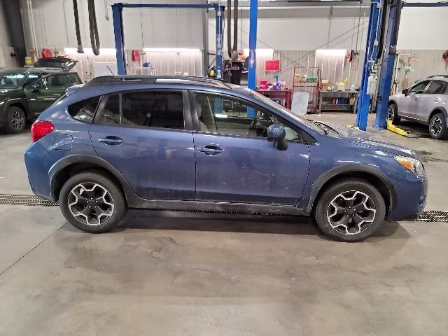 2013 Blue Subaru XV Crosstrek 2.0i Limited AWD SUV