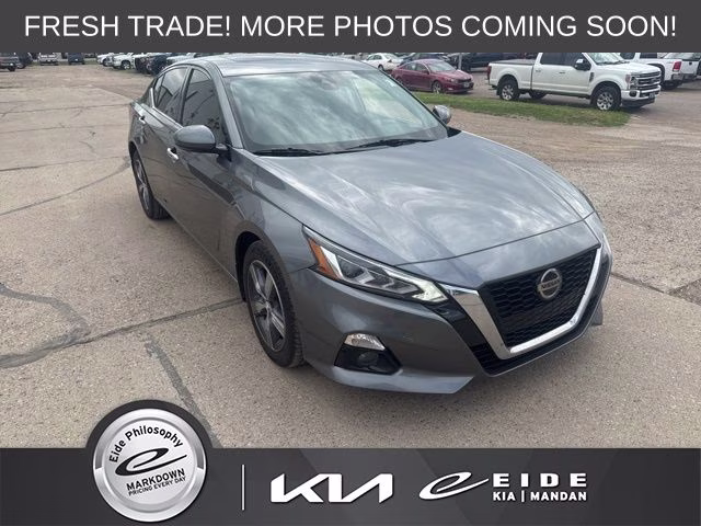 2020 Gun Metallic Nissan Altima 2.5 SL AWD Sedan
