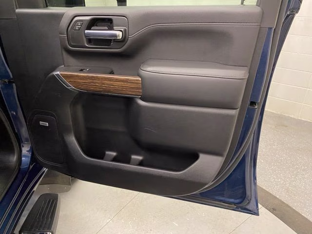 2020 Northsky Blue Metallic Chevrolet Silverado 2500HD High Country 4X4 Truck