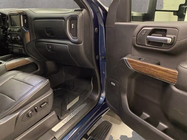 2020 Northsky Blue Metallic Chevrolet Silverado 2500HD High Country 4X4 Truck