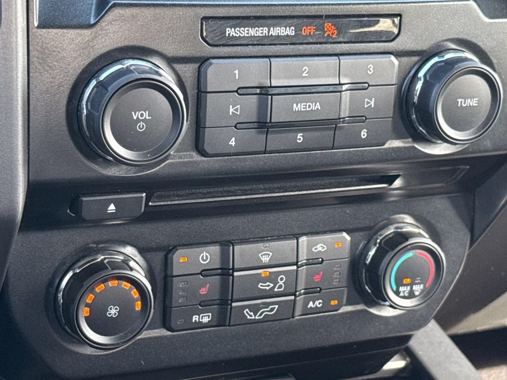 2016 Magnetic Metallic Ford F-150 XLT RWD Truck