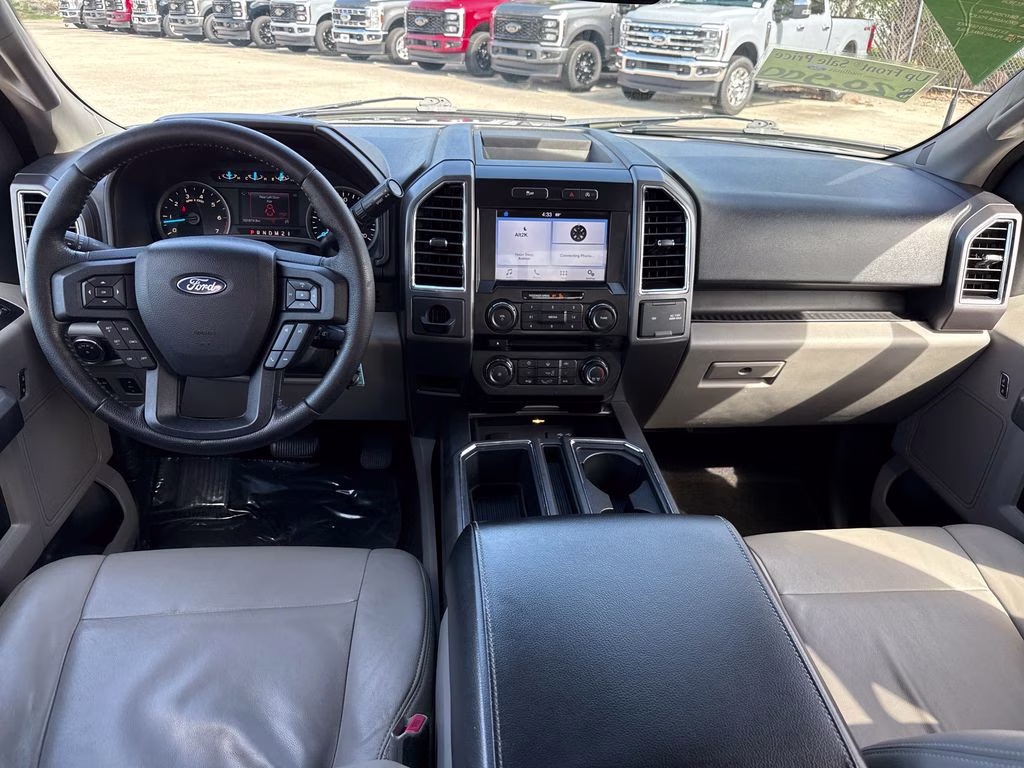 2016 Magnetic Metallic Ford F-150 XLT RWD Truck