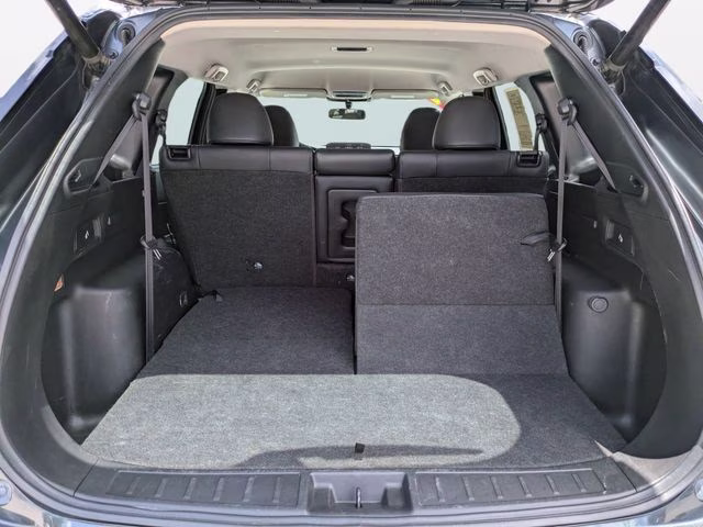 2024 Blue Mitsubishi Outlander SE FWD SUV