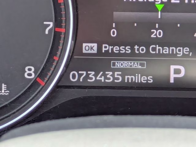 2024 Blue Mitsubishi Outlander SE FWD SUV