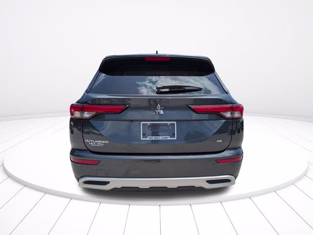 2024 Blue Mitsubishi Outlander SE FWD SUV
