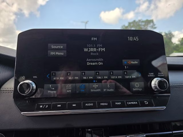 2024 Blue Mitsubishi Outlander SE FWD SUV
