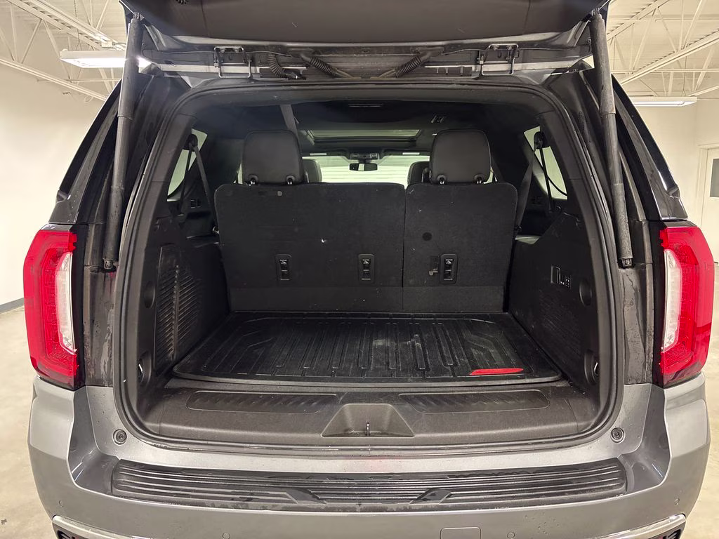 2021 Satin Steel Metallic GMC Yukon XL SLT 4X4 SUV