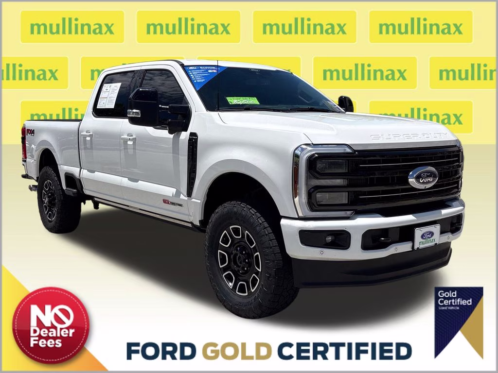 2025 White Metallic Ford Super Duty F-250 SRW Platinum 4X4 Truck